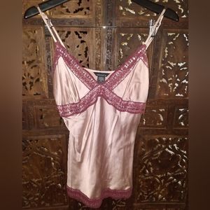 Moda International Top Med